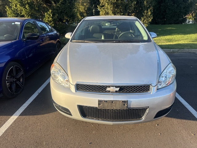 2016 Chevrolet Impala Limited LTZ Fleet photo 2