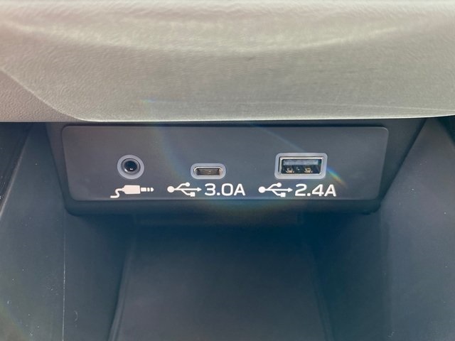 2025 Subaru Legacy Limited photo 11