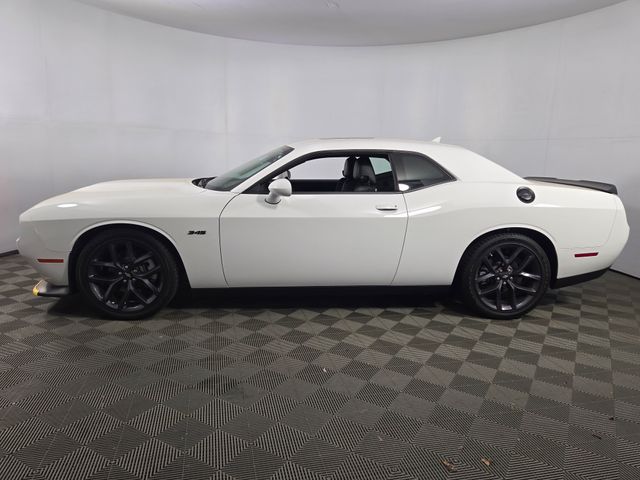 2023 Dodge Challenger R/T photo 6