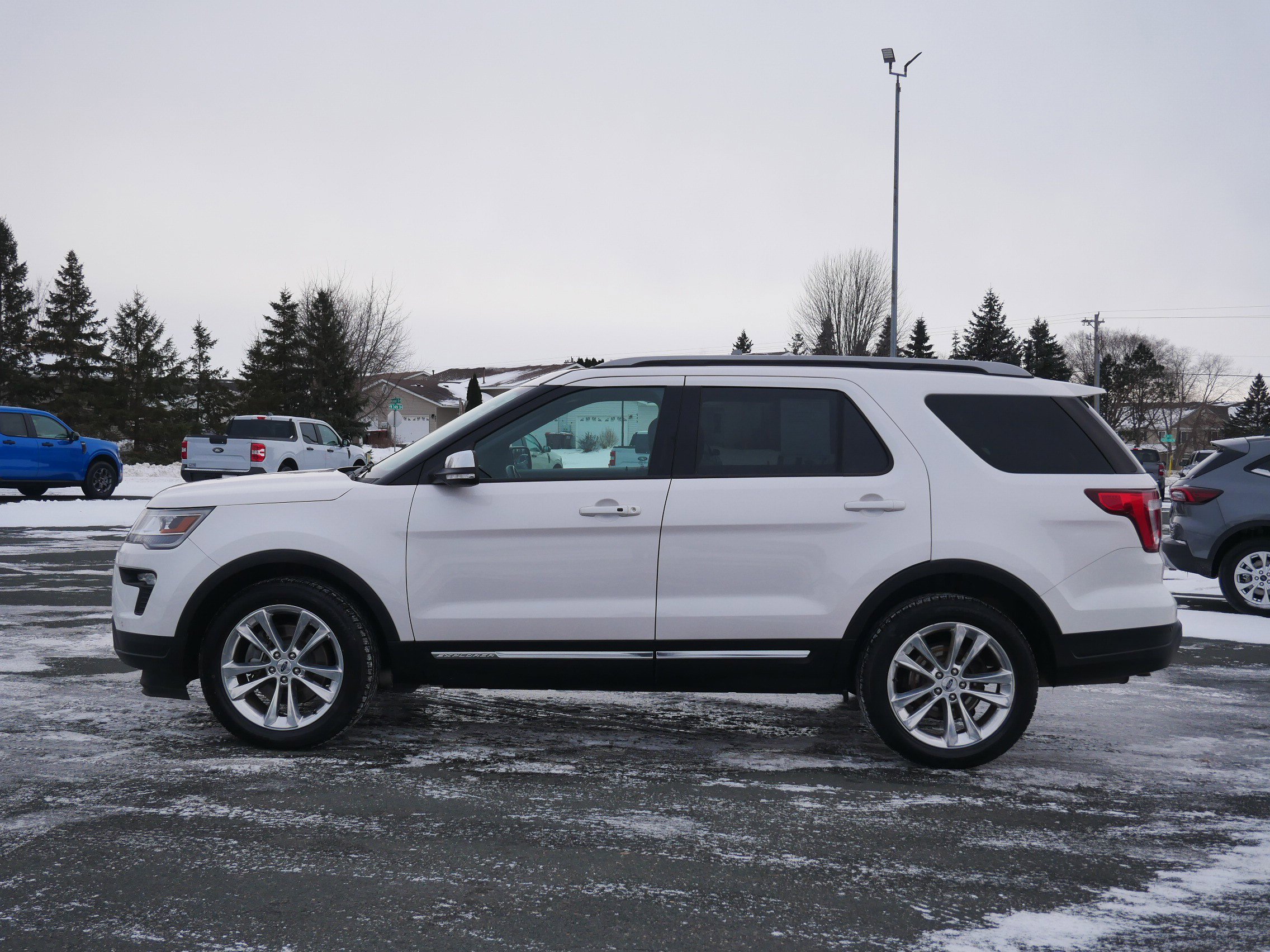 Used 2019 Ford Explorer XLT with VIN 1FM5K8D84KGA09188 for sale in Hastings, Minnesota