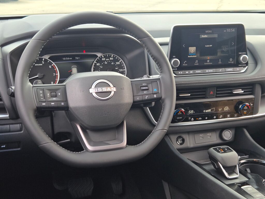 2026 Nissan Rogue SV photo 13