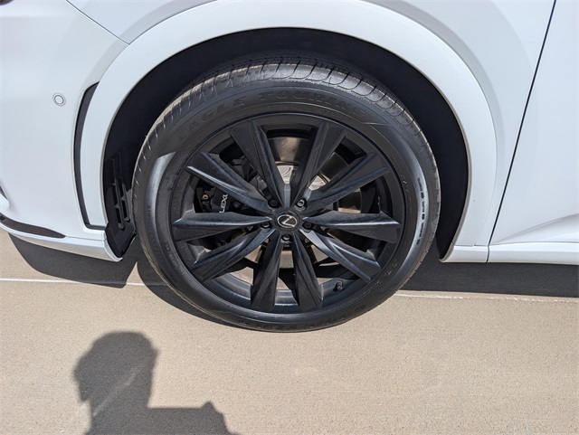 2023 Lexus RX 500h F SPORT Performance AWD photo 3