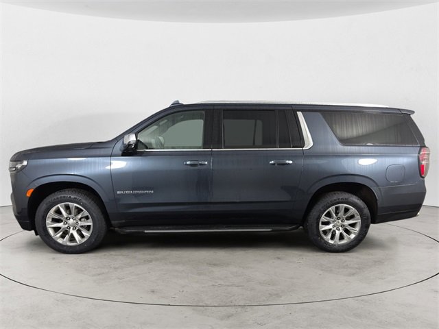 2021 Chevrolet Suburban Premier photo 2