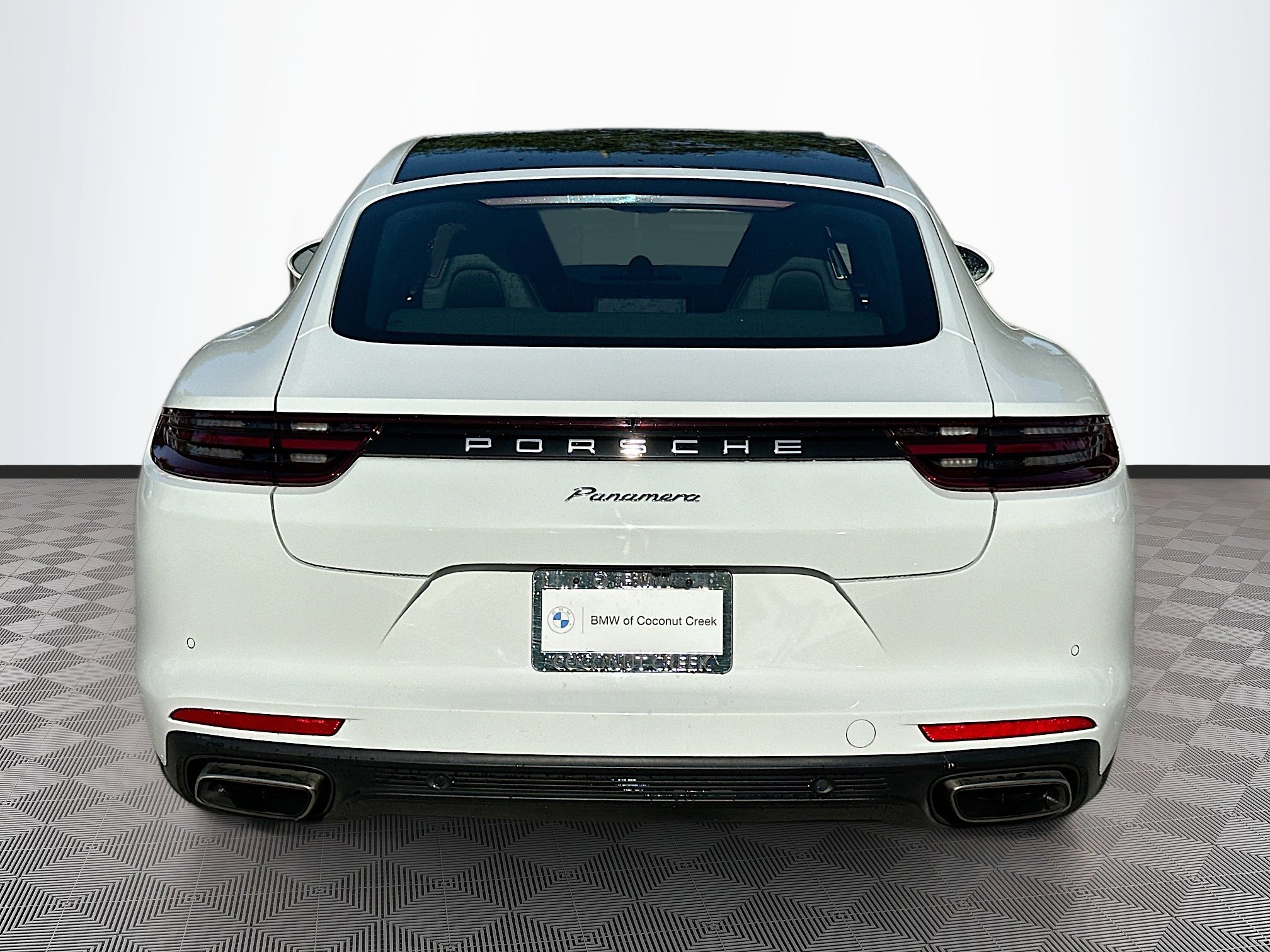 2020 Porsche Panamera 4 photo 6