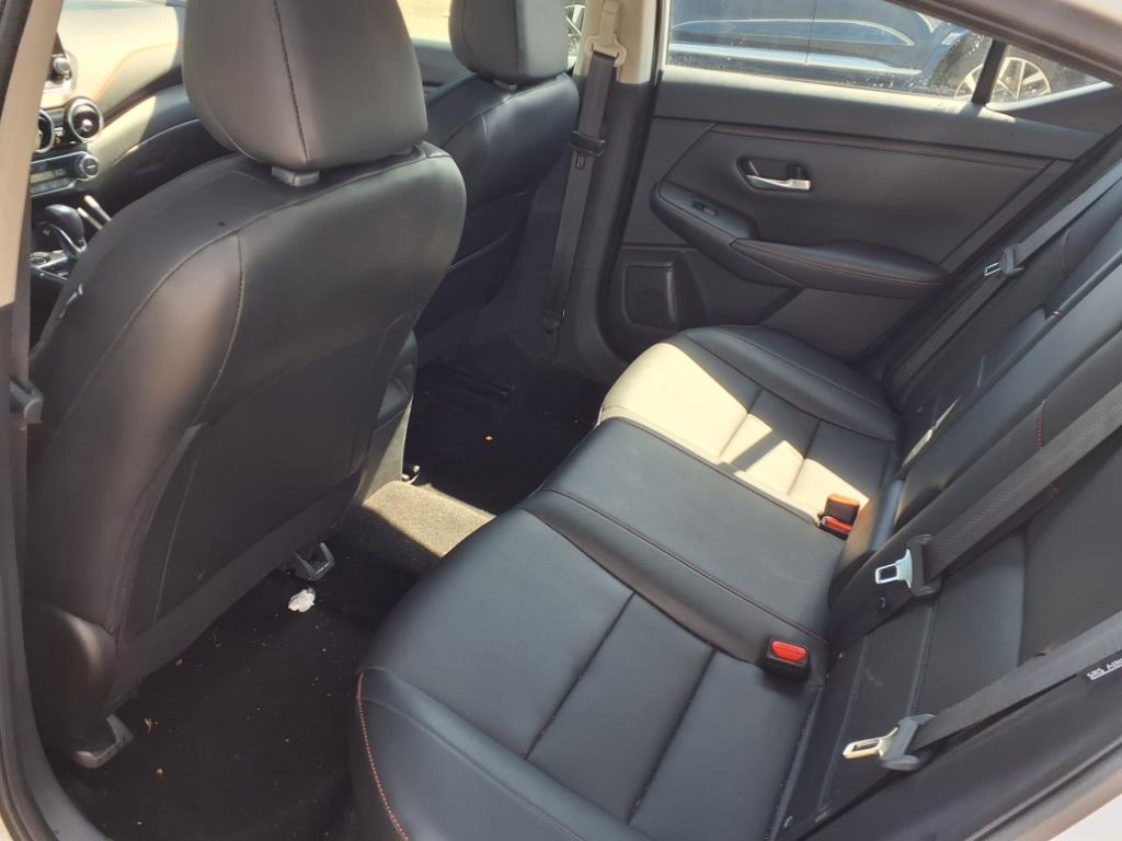 2024 Nissan Sentra SR photo 10