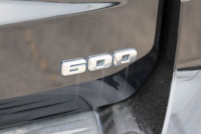 2022 Cadillac Escalade Premium Luxury photo 8