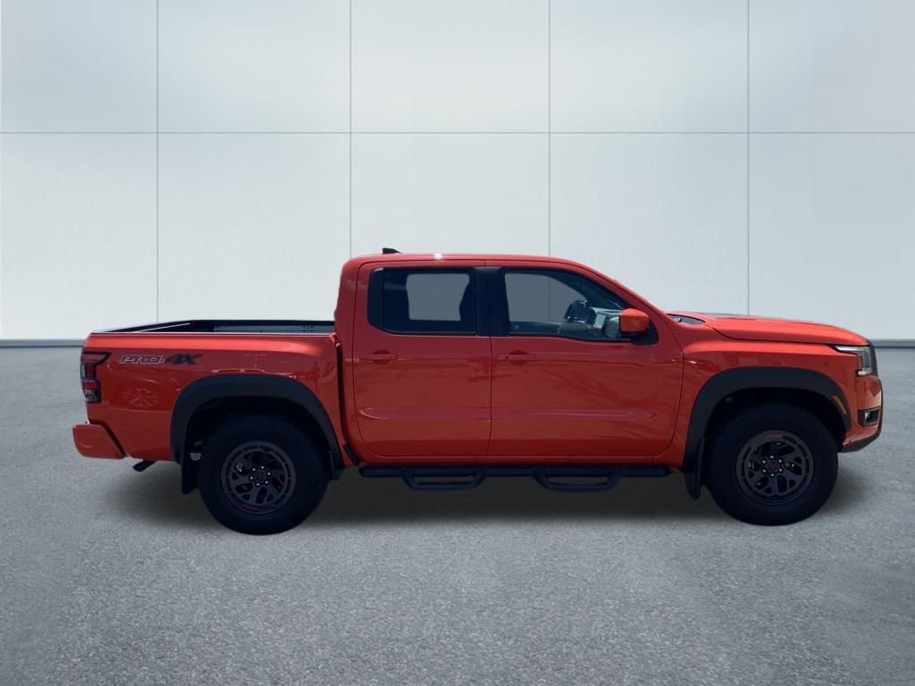 2025 Nissan Frontier PRO-4X photo 3