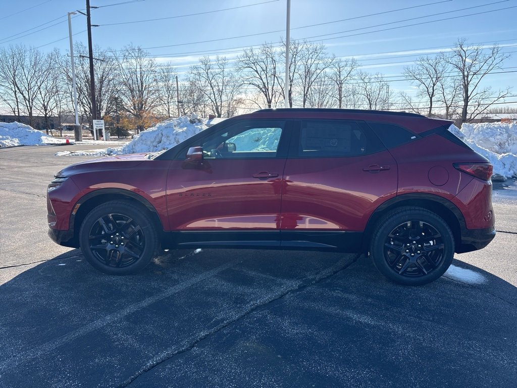 2026 Chevrolet Blazer RS photo 2
