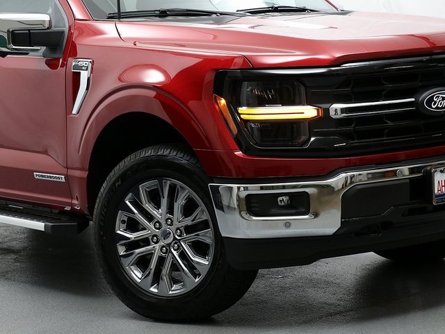 2025 Ford F-150 XLT photo 3