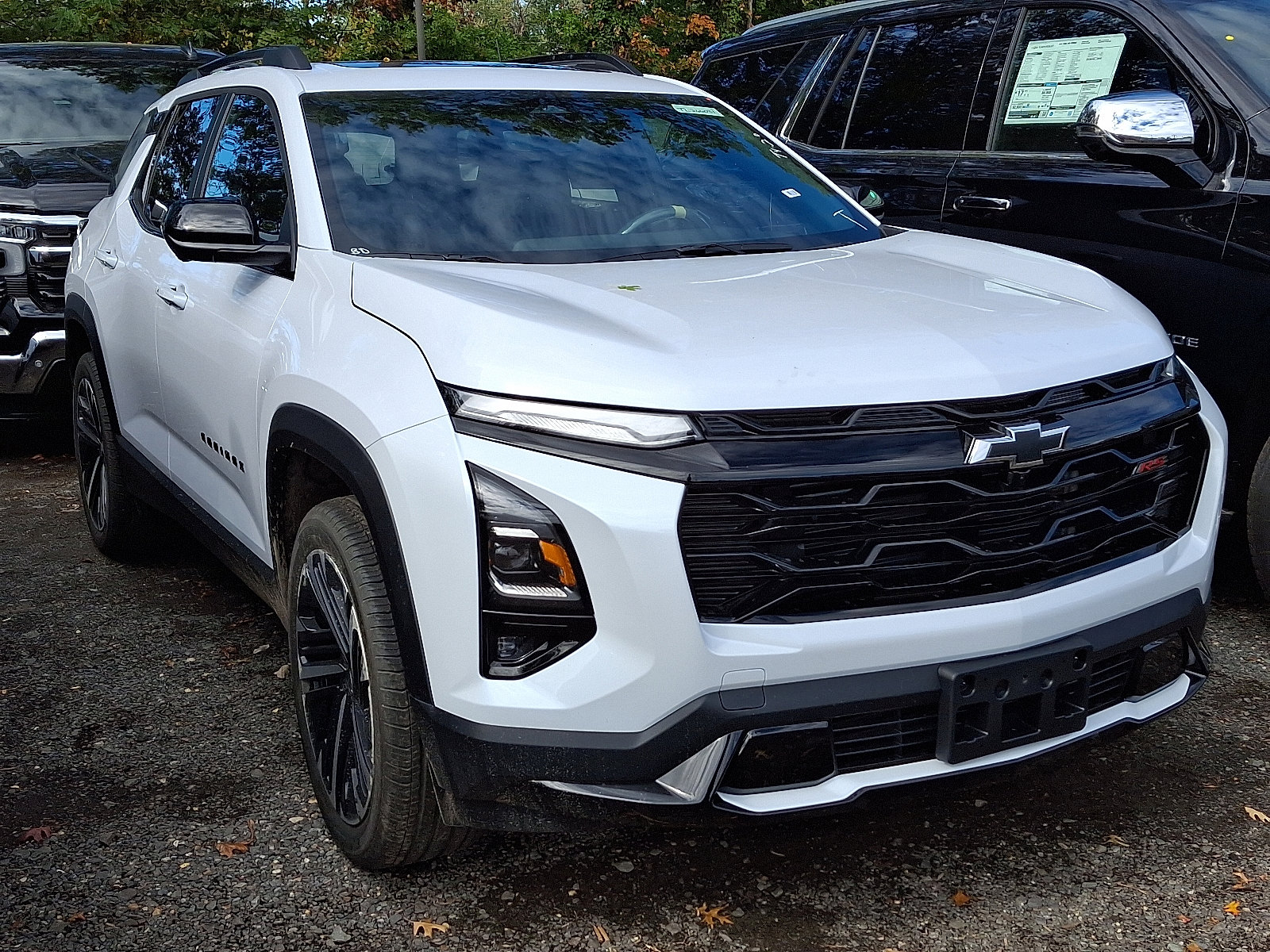 2026 Chevrolet Equinox RS photo 2