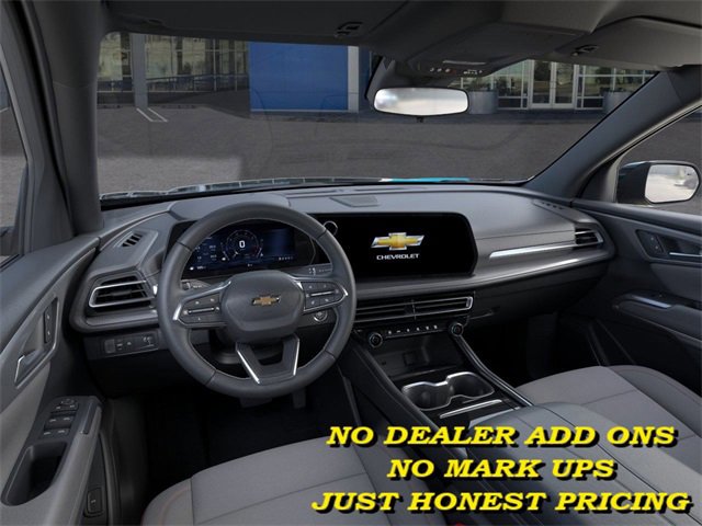 2025 Chevrolet Traverse photo 15