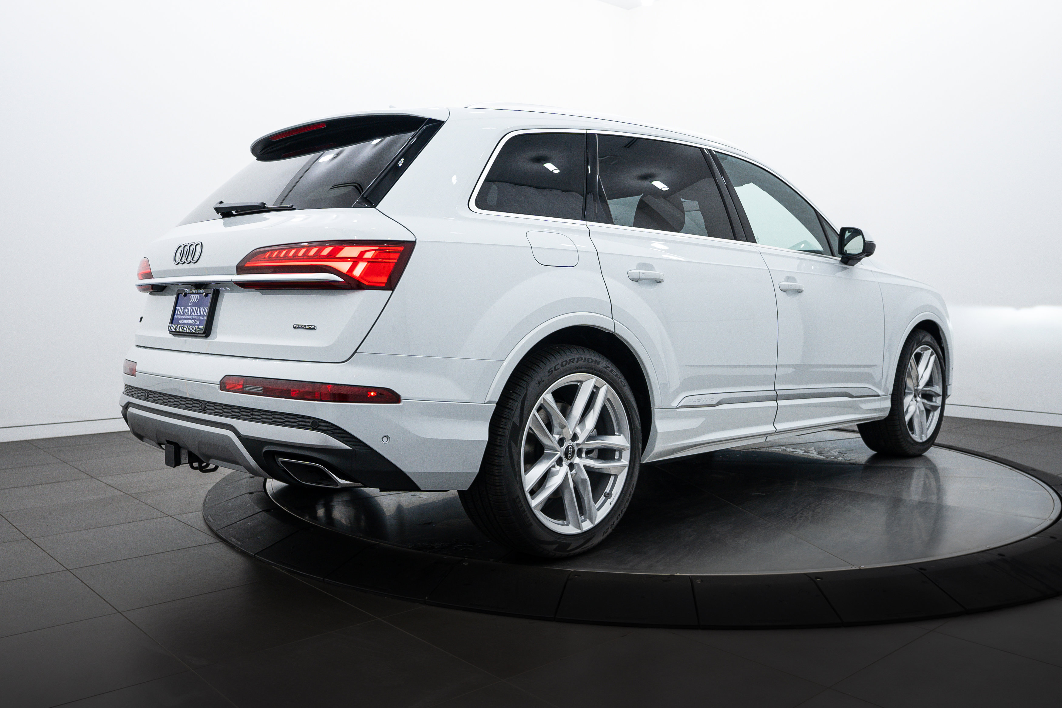 2025 Audi Q7 Premium Plus photo 3