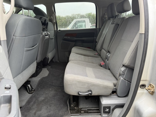 2006 Dodge Ram 3500 SLT photo 8