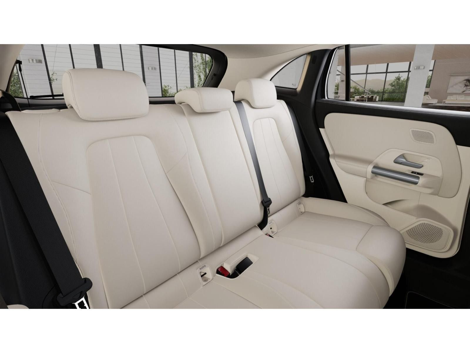 2026 Mercedes Benz GLA 250 photo 5