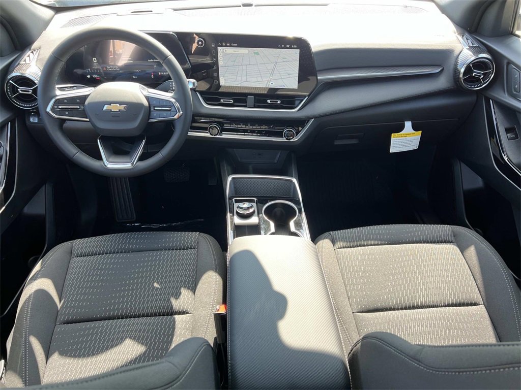 2026 Chevrolet Equinox LT photo 3