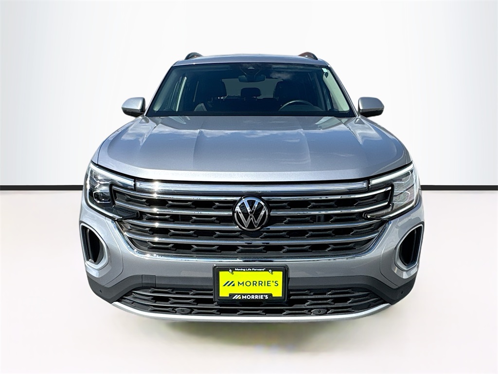 2024 Volkswagen Atlas SE Technology photo 2