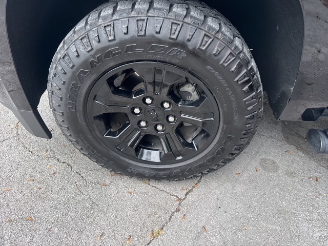 2019 Chevrolet Tahoe LS photo 13