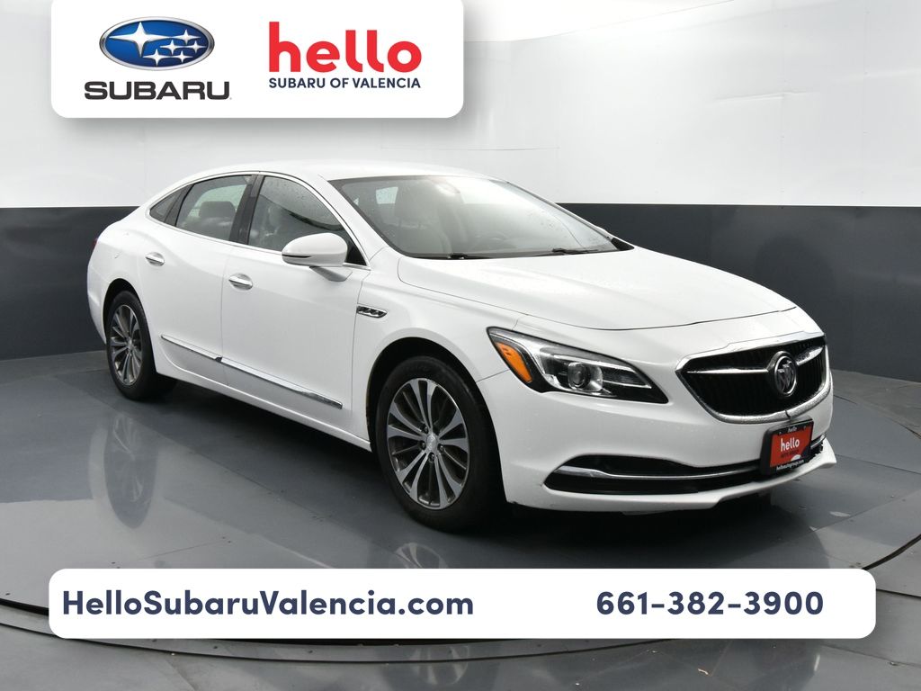 2017 Buick LaCrosse Essence's photo