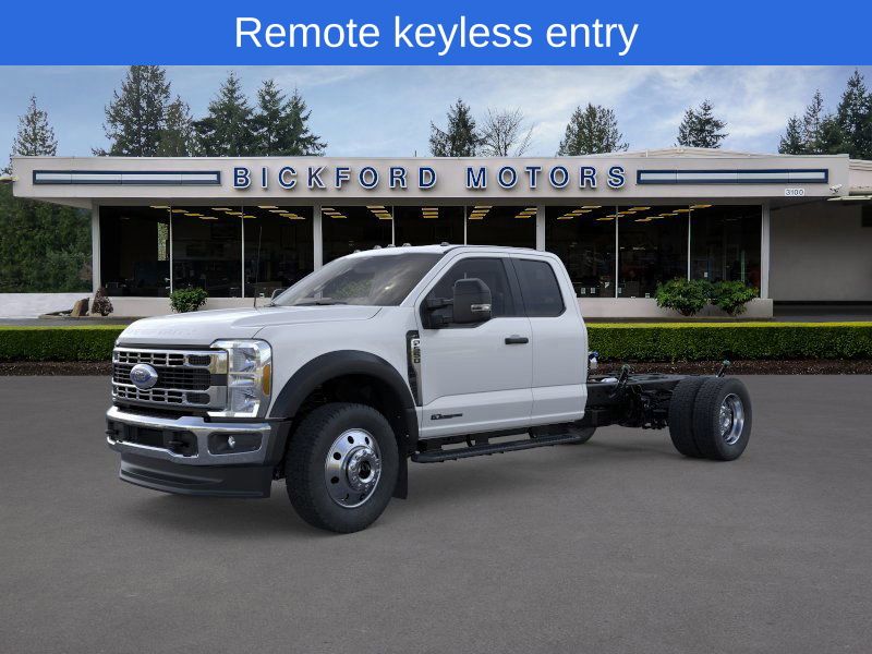 2026 Ford F-550 Super Duty Chassis Cab XLT's photo