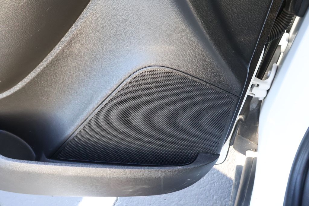 2020 Buick Encore Preferred photo 15
