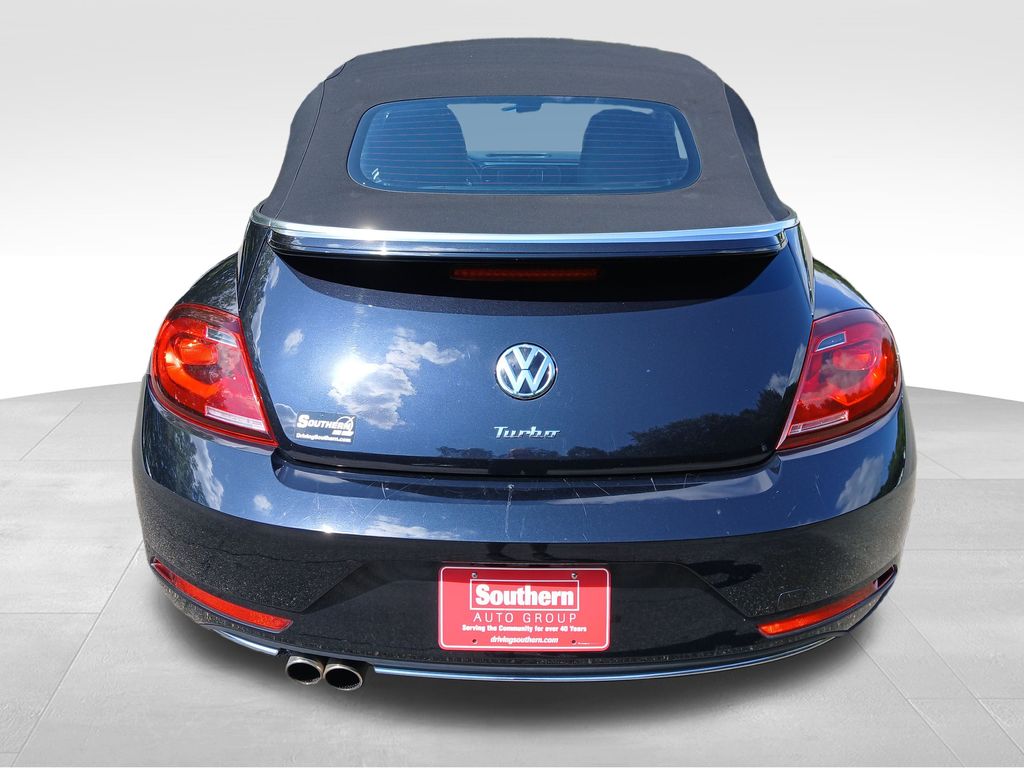 2018 Volkswagen Beetle S photo 4