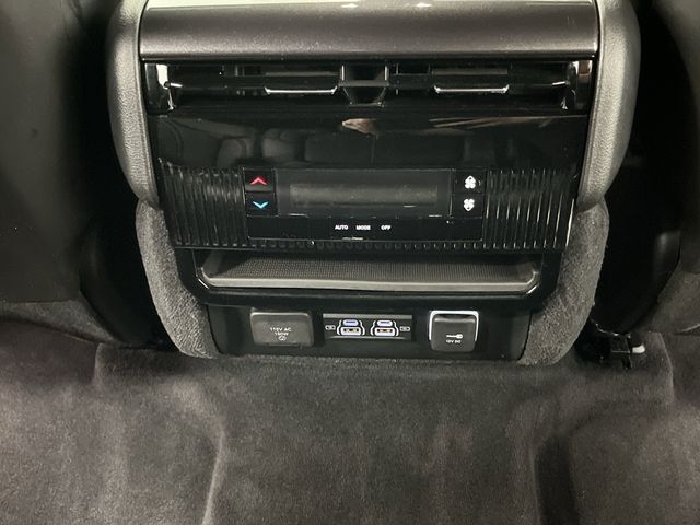 2023 Jeep Wagoneer L Base photo 32