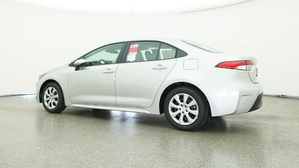 2025 Toyota Corolla LE photo 11