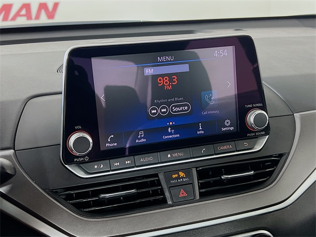 2023 Nissan Altima 2.5 SR photo 17