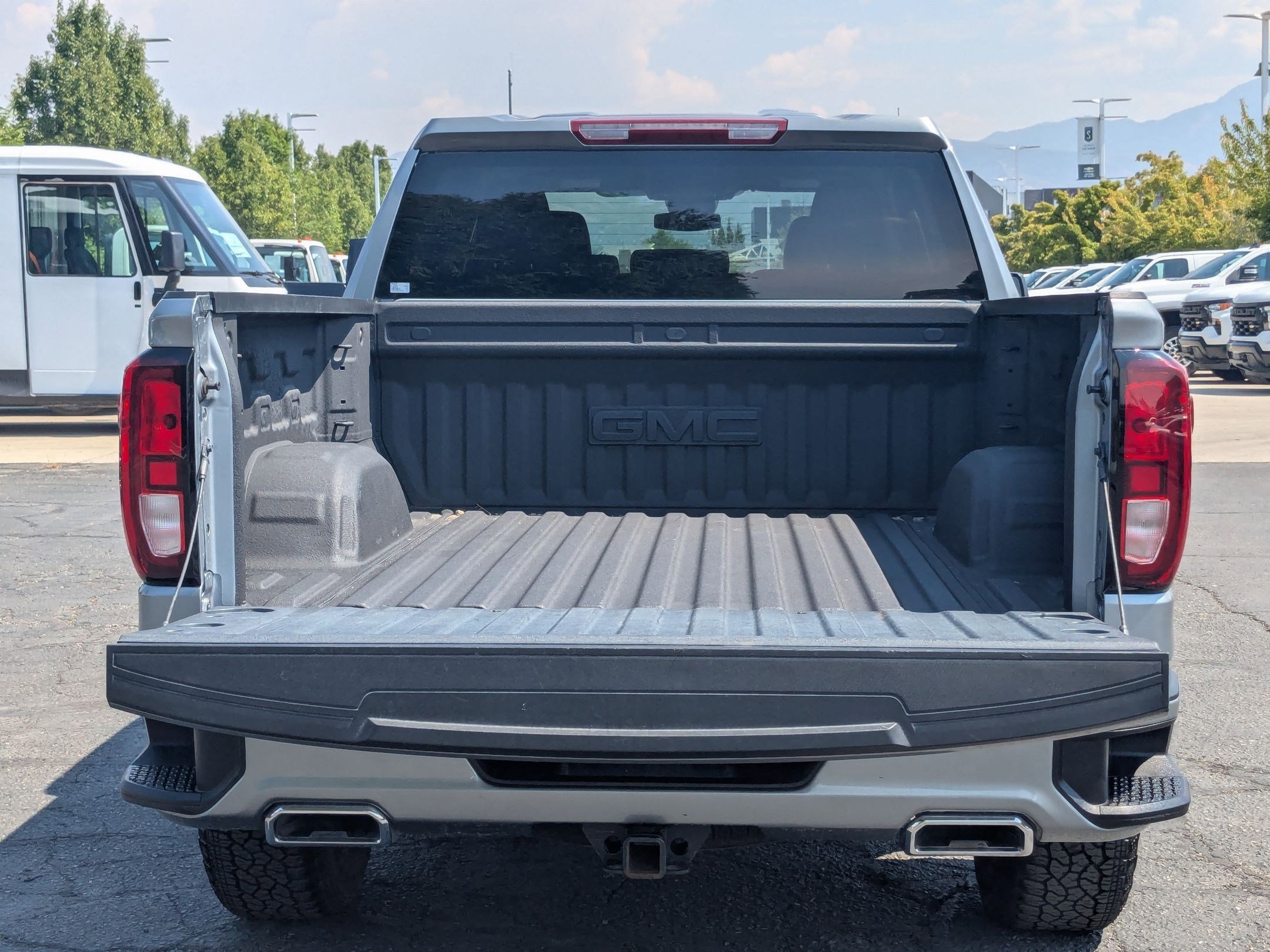 2024 Gmc Sierra 1500 Elevation photo 19