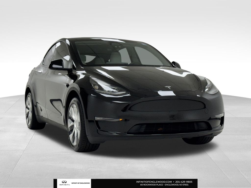 2024 Tesla Model Y Long Range