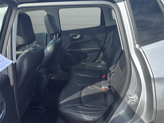 2018 Jeep Compass Limited photo 16