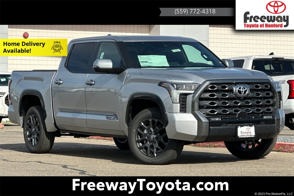2026 Toyota Tundra Platinum's photo