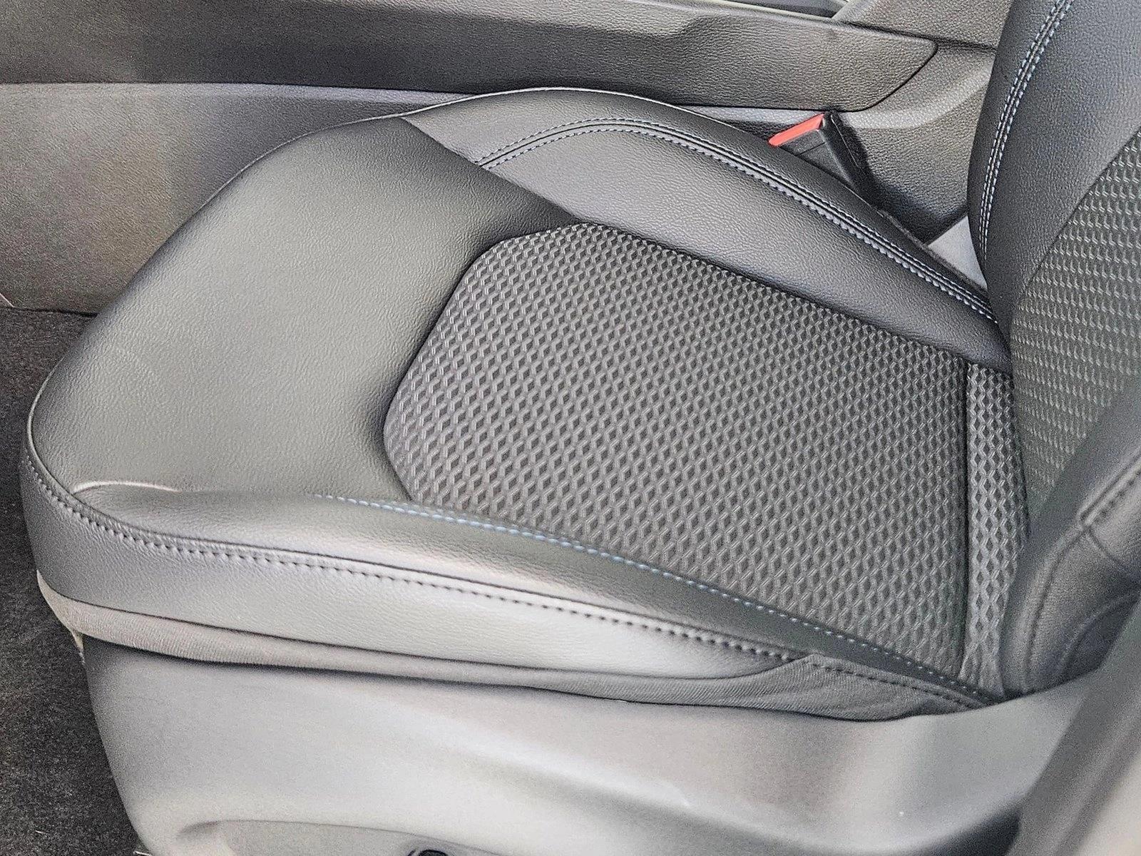 2026 Jeep Compass Latitude Sport photo 4