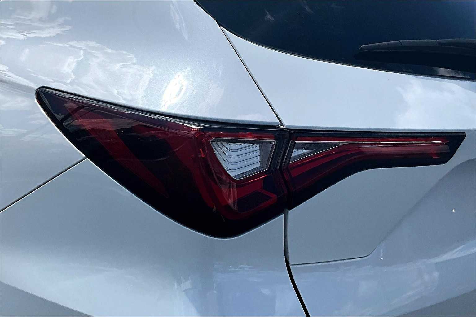 2023 Acura MDX SH-AWD photo 24