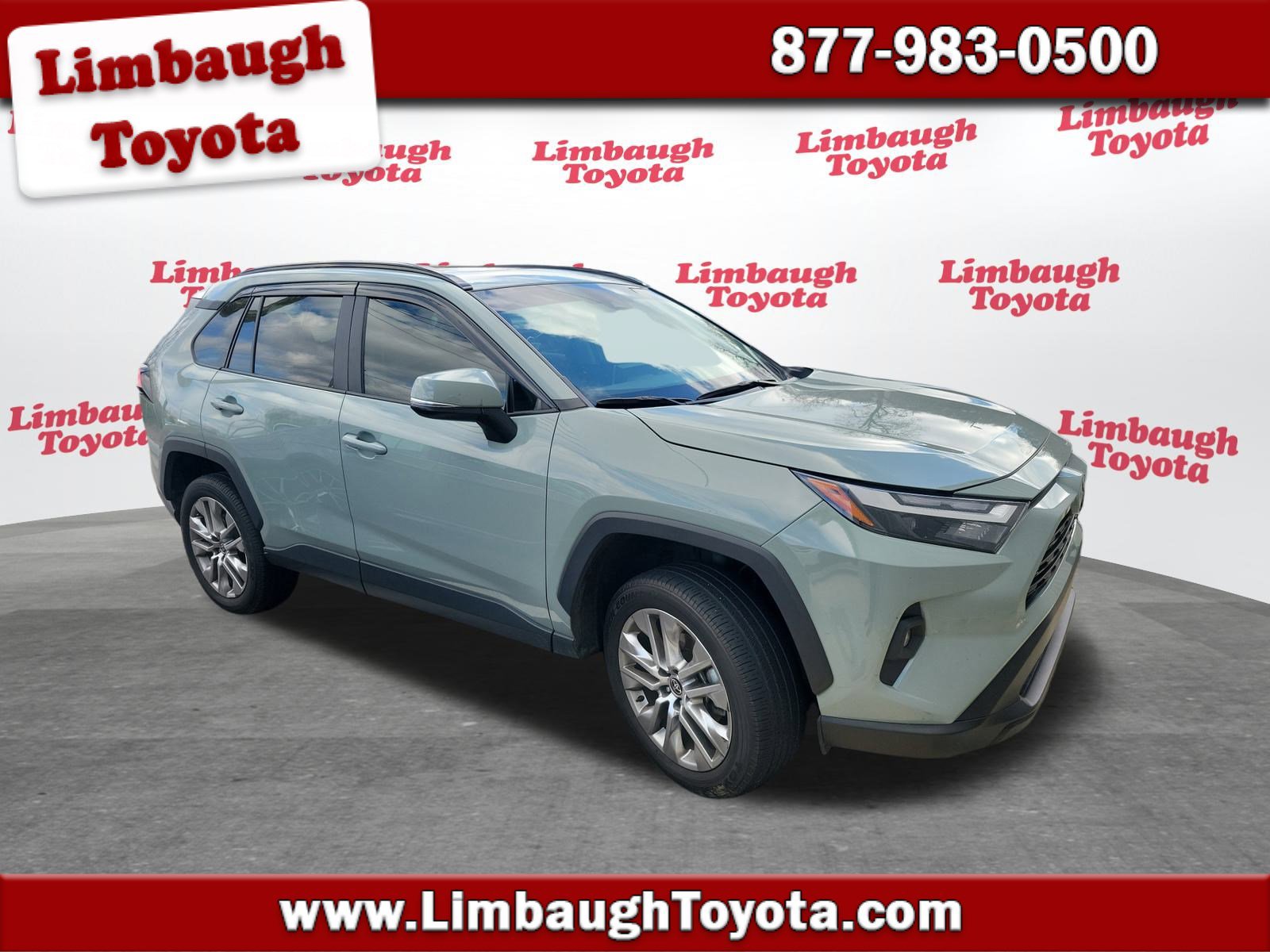 2023 Toyota RAV4 XLE Premium's photo