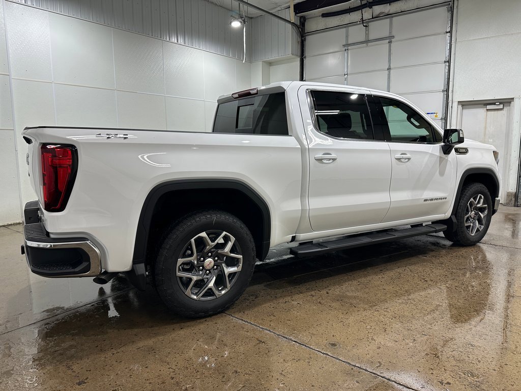 2026 Gmc Sierra 1500 SLE photo 5