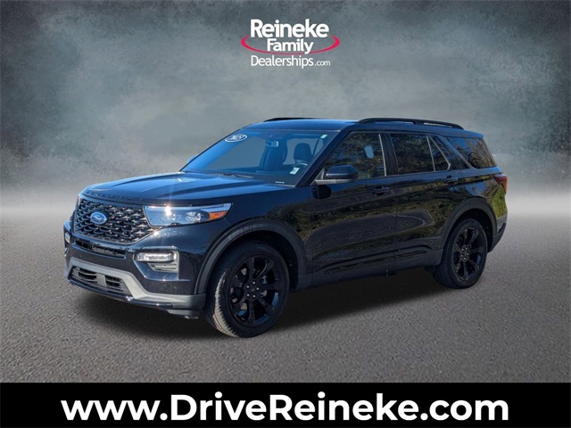 2023 Ford Explorer ST-LINE's photo