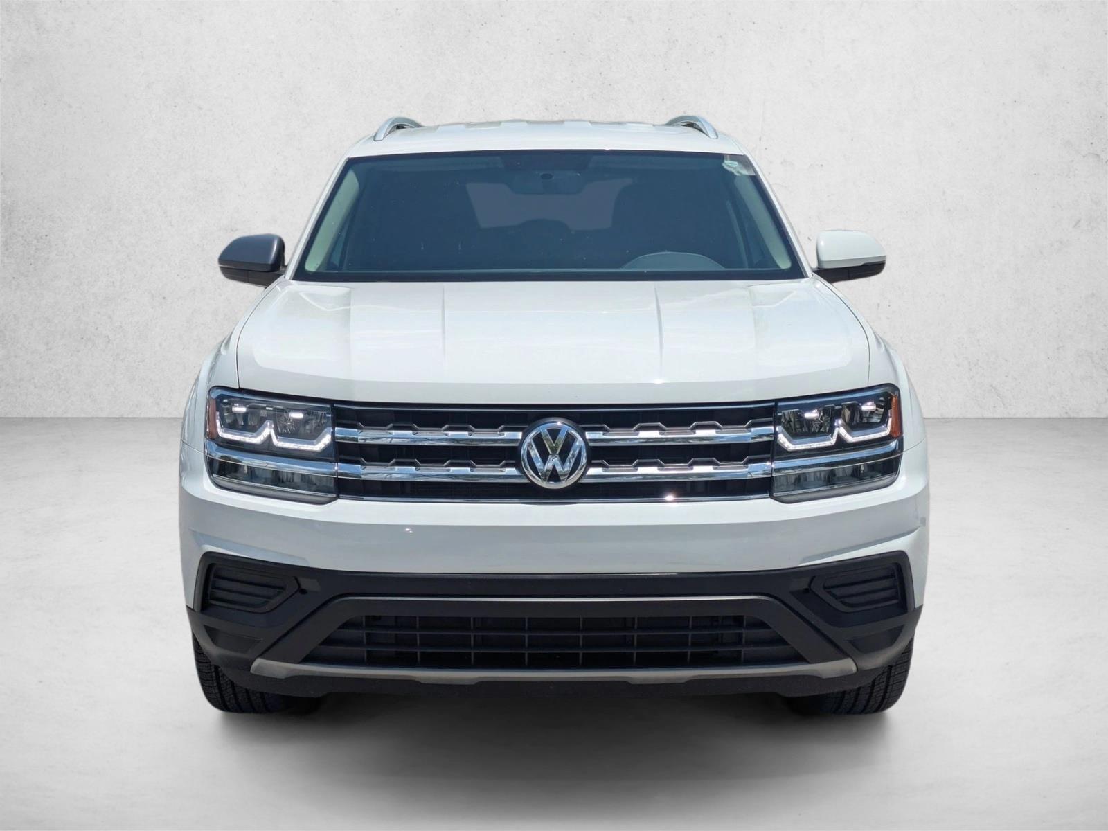 2018 Volkswagen Atlas S photo 2