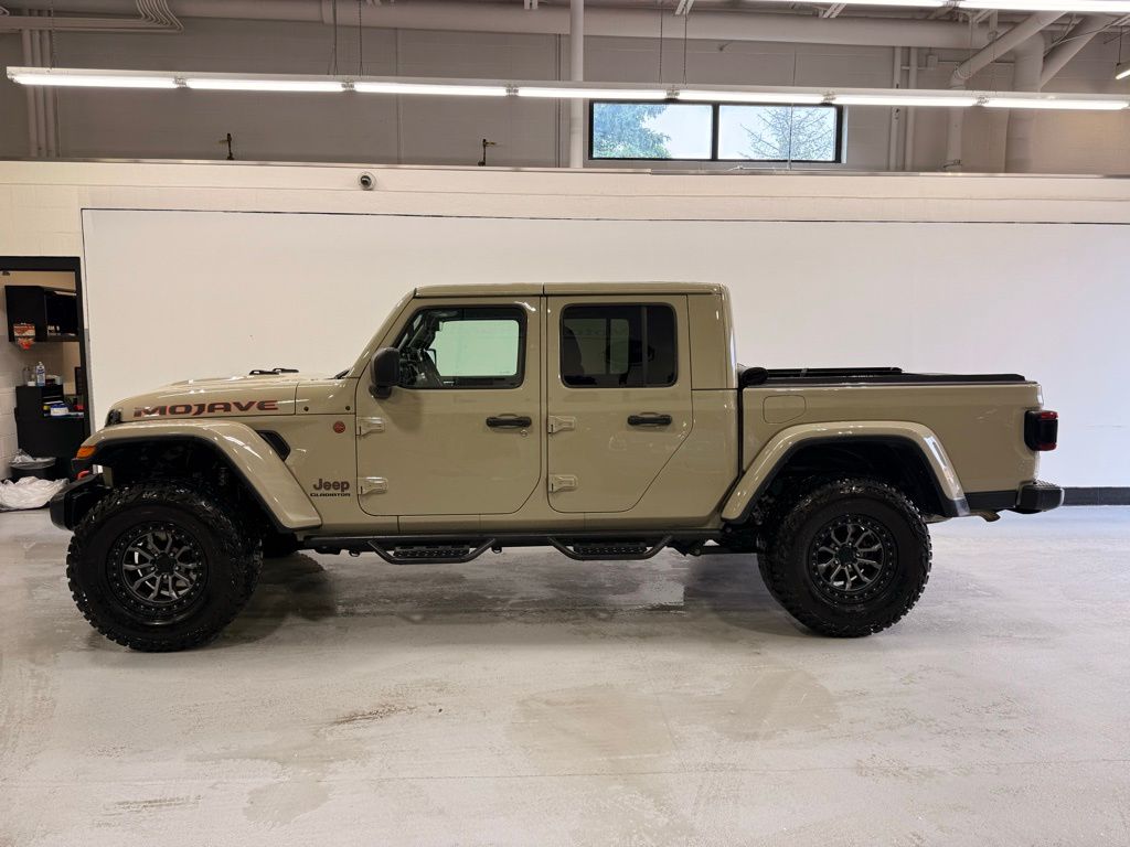 Used 2022 Jeep Gladiator Mojave with VIN 1C6JJTEG6NL176539 for sale in Golden Valley, Minnesota