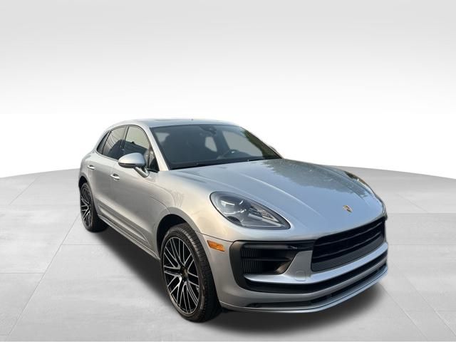 2022 Porsche Macan S photo 7