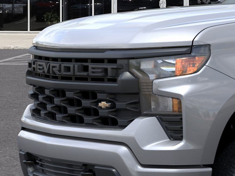 2025 Chevrolet Silverado Custom photo 13