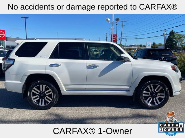 2022 Toyota 4Runner Limited photo 2
