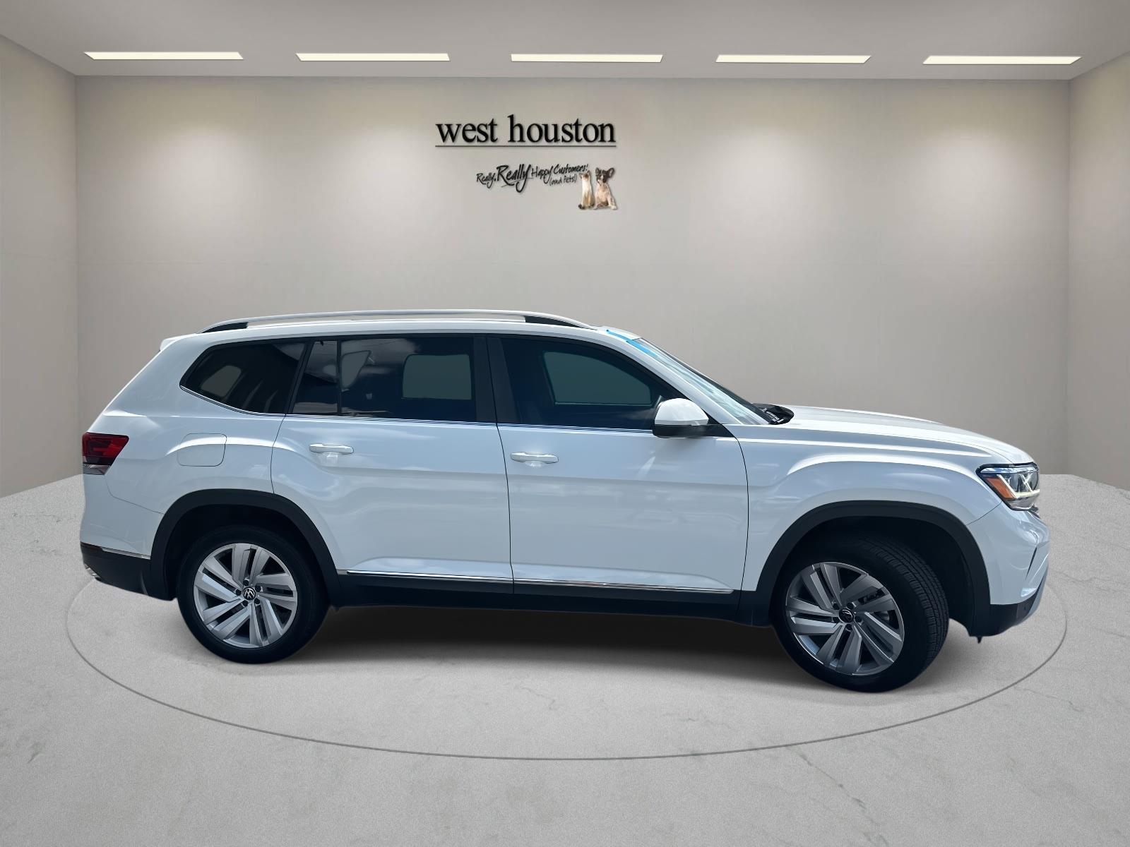 2021 Volkswagen Atlas V6 SEL photo 2