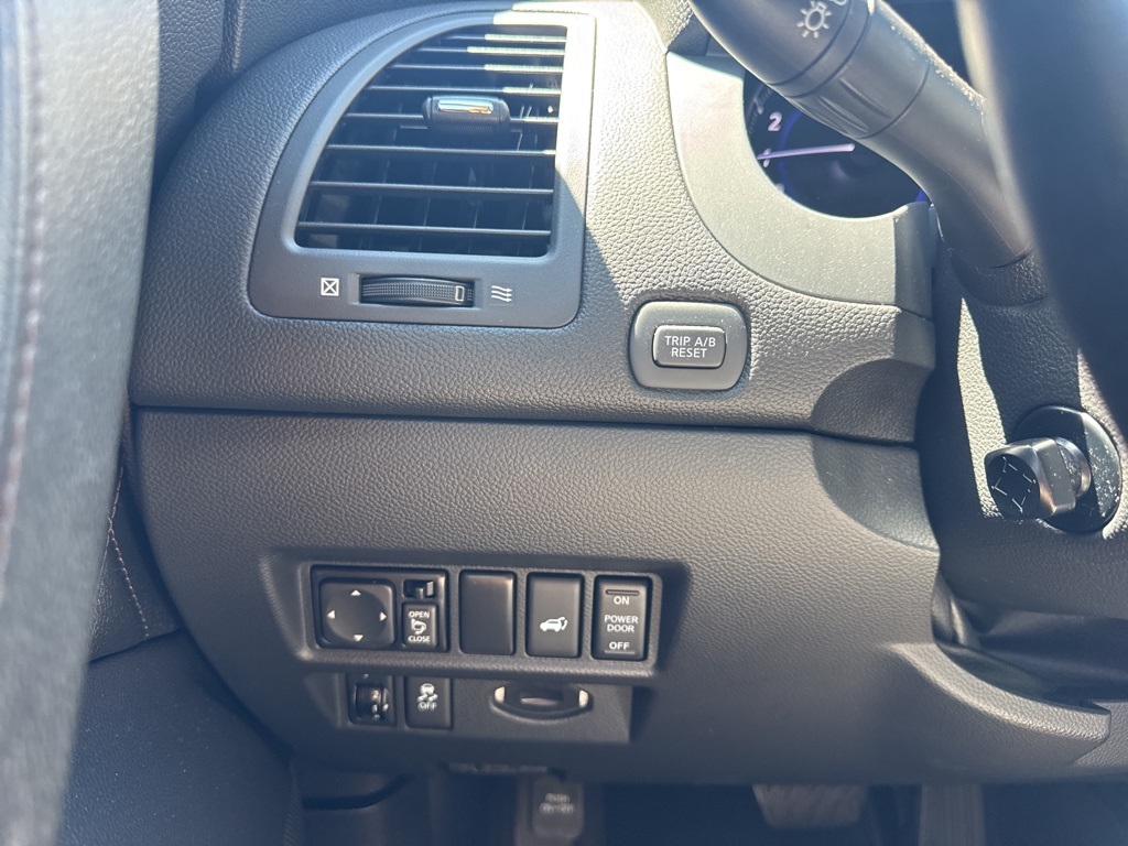 2013 Infiniti FX37 Base photo 35