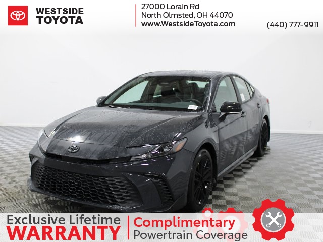 2026 Toyota Camry SE's photo