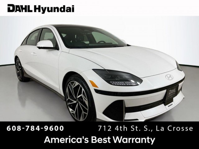 New 2025 Hyundai IONIQ 6 Limited 4D Sedan in La Crosse #225H699