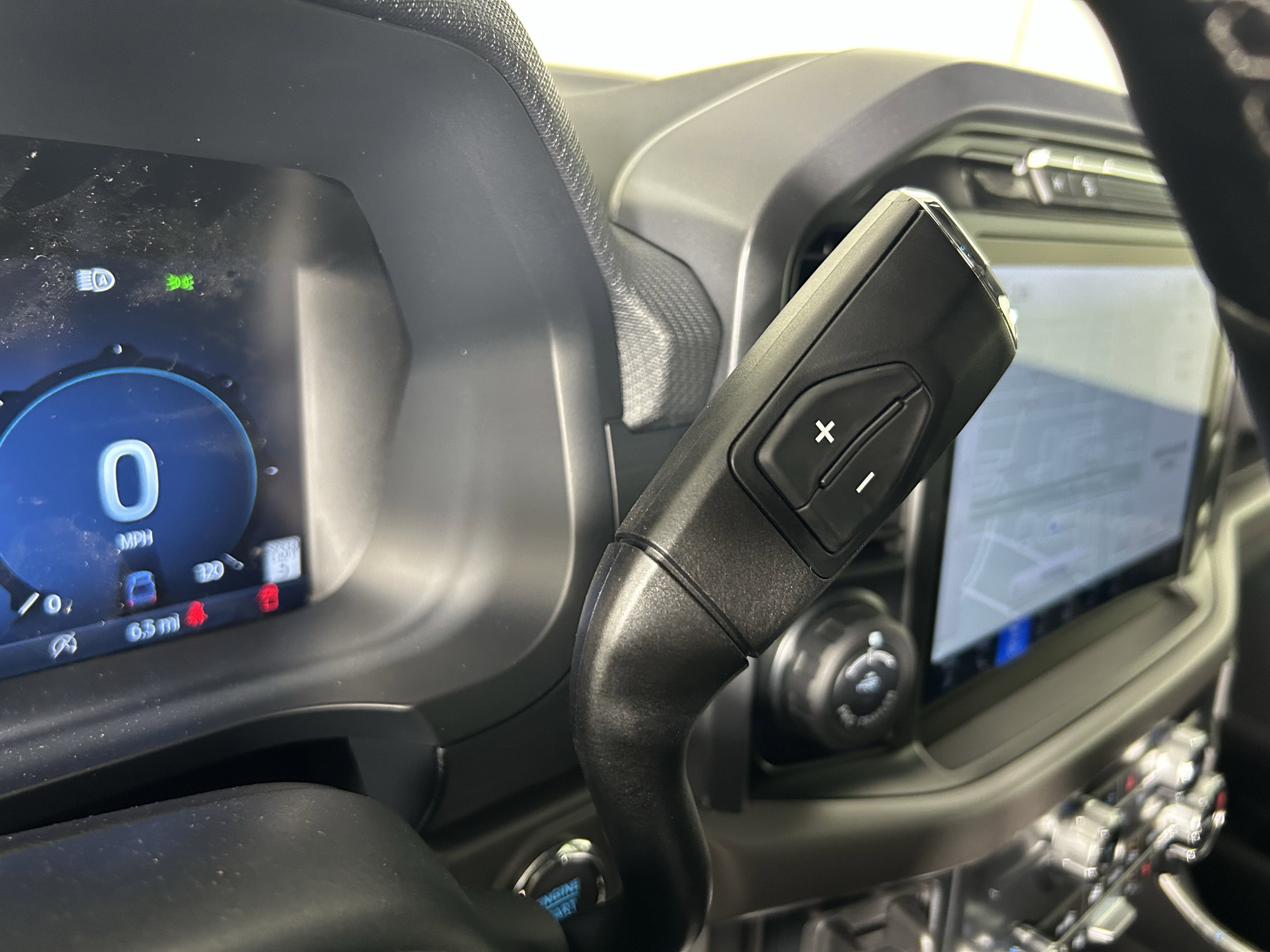2025 Ford F-150 XLT photo 15