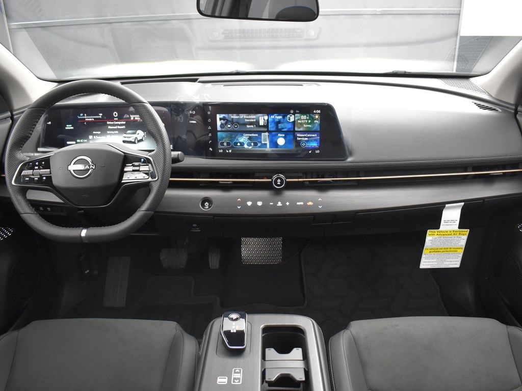 2025 Nissan ARIYA Engage e-4ORCE photo 9