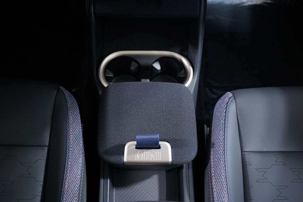 2025 Mini Cooper Base photo 14