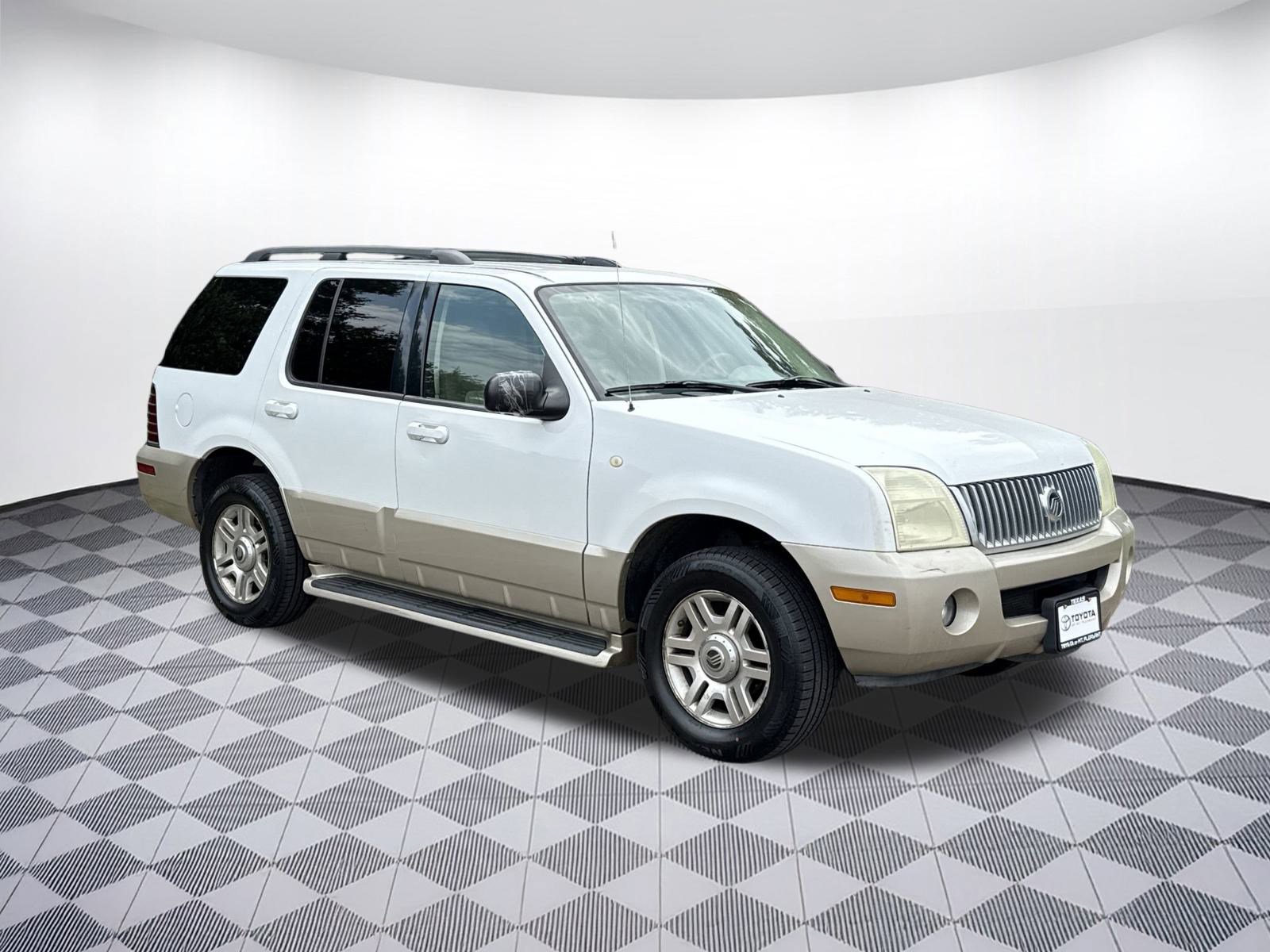 2004 Mercury Mountaineer photo 6